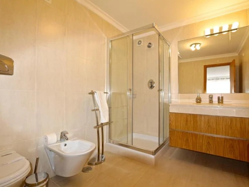 Villa Quarteira-Vilamoura, 4 pièces, 8 personnes - photo_1011874812733