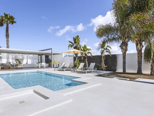 Villa Playa Blanca, 3 bedrooms, 6 persons - photo_1011874816236