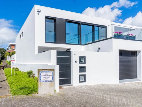 Villa Ponta Delgada, 4 bedrooms, 10 persons - photo_1011874838217