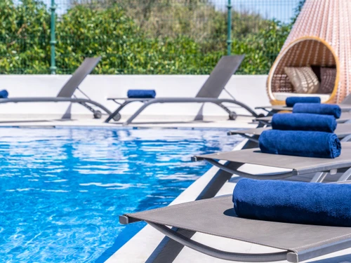 Villa Pêra, 7 Schlafzimmer, 22 Personen - photo_1011874840939