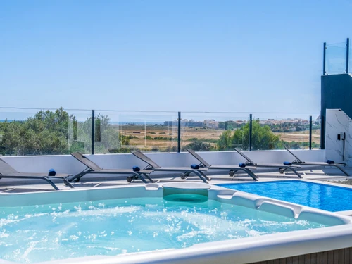 Villa Pêra, 7 Schlafzimmer, 22 Personen - photo_1011874840939