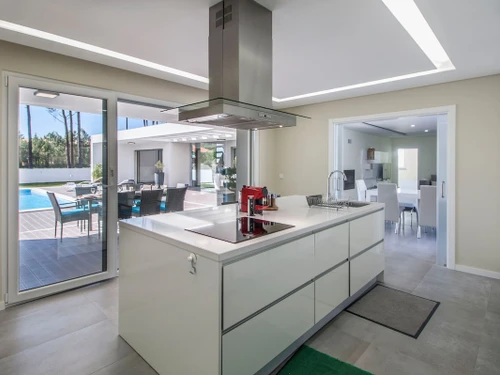 Villa Corroios, 4 bedrooms, 8 persons - photo_1011874878167