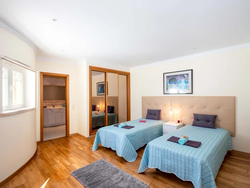 Villa Albufeira, 6 Schlafzimmer, 14 Personen - photo_1011874885669