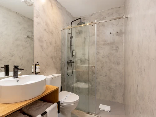 Apartment Porto, 4 bedrooms, 12 persons - photo_1011874888021