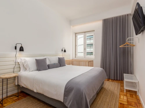 Apartment Porto, 4 bedrooms, 12 persons - photo_1011874888021