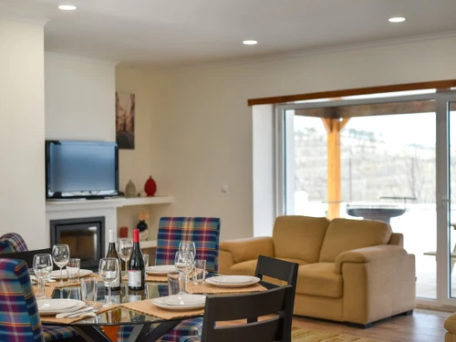 Villa Peso da Régua, 3 Schlafzimmer, 6 Personen - photo_1011874907474