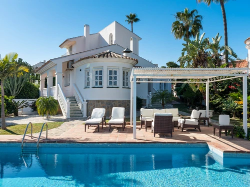 Villa Estepona, 4 dormitorios, 8 personas - photo_1011874915562