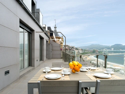 Apartment Donostia-San Sebastian, 2 bedrooms, 4 persons - photo_1011874925876