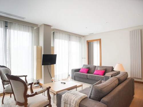 Apartment Donostia-San Sebastian, 2 bedrooms, 4 persons - photo_1011874925876