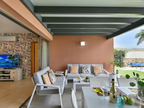 Villa Mogán, 2 bedrooms, 4 persons - photo_1011874932305