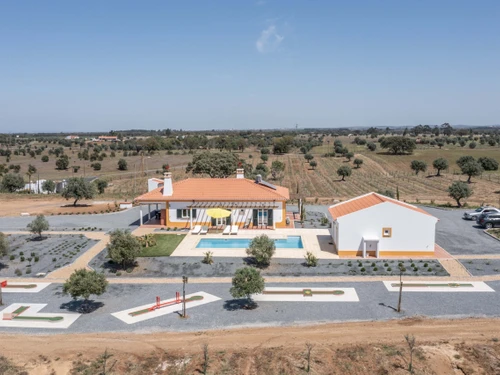 Villa Ferreira do Alentejo, 5 bedrooms, 12 persons - photo_1011874948317
