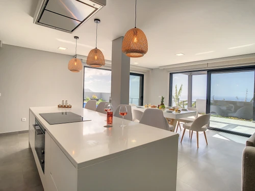 Villa Estreito Calheta, 4 Schlafzimmer, 8 Personen - photo_1011874953976