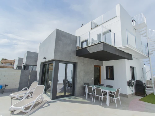 Villa Torrevieja, 4 Schlafzimmer, 8 Personen - photo_1011874963676