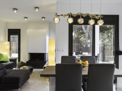 Villa L'Escala, 3 dormitorios, 6 personas - photo_1011874966936