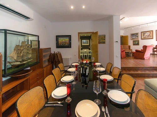 Villa Garrigoles, 5 bedrooms, 10 persons - photo_1011874969605