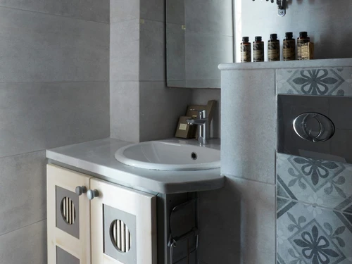 Villa Oiã, 1 Schlafzimmer, 2 Personen - photo_1011875003745