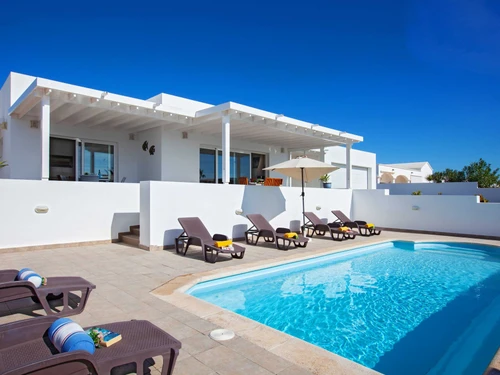 Villa Puerto del Carmen, 3 dormitorios, 6 personas - photo_1011875011439