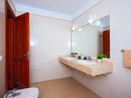 Villa Puerto del Carmen, 3 dormitorios, 6 personas - photo_1011875011439