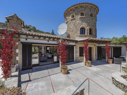 Villa Port de Pollença, 6 bedrooms, 12 persons - photo_1011875015823