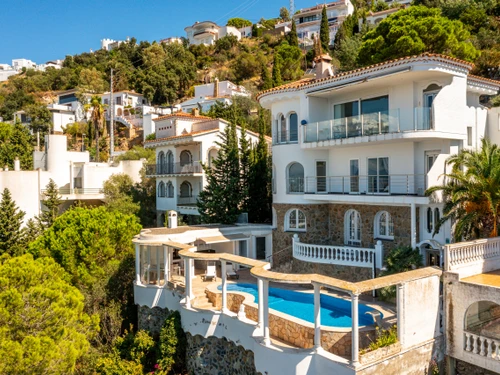 Villa Roses, 5 pièces, 8 personnes - photo_1011875021293