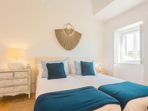 Villa Sintra, 4 Schlafzimmer, 9 Personen - photo_1011875033338