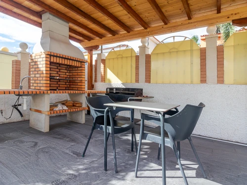 Chalet San Bartolomé de Tirajana, 4 Schlafzimmer, 8 Personen - photo_1011875034737