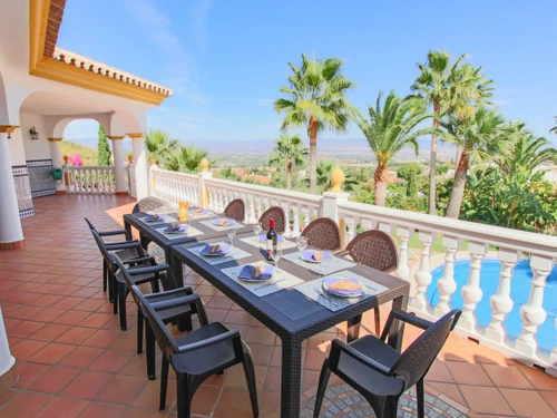 Villa Alhaurín de la Torre, 6 pièces, 12 personnes - photo_1011875062360