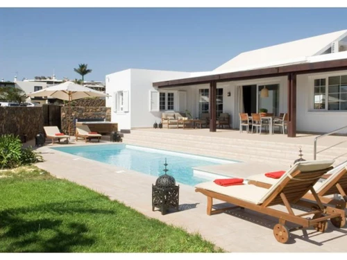 Villa Puerto del Carmen, 3 Schlafzimmer, 7 Personen - photo_1011875079184