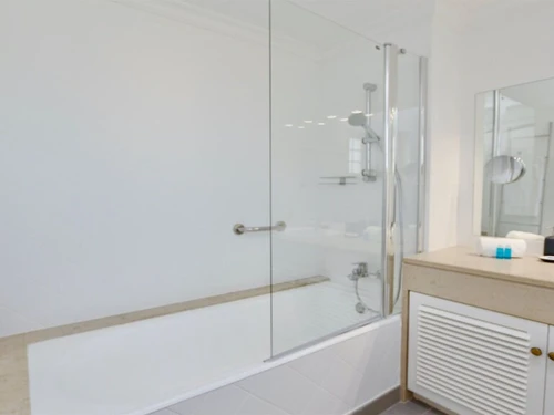 Villa Quarteira, 4 pièces, 6 personnes - photo_1011875087853