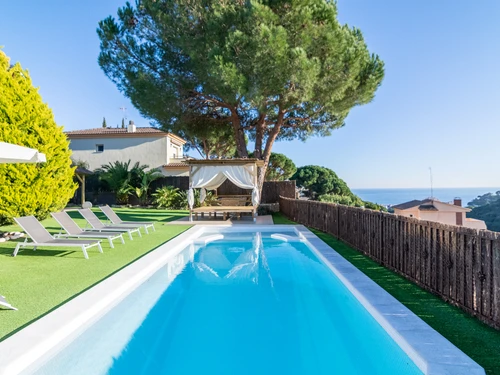 Villa Calella, 7 bedrooms, 14 persons - photo_1011875092192