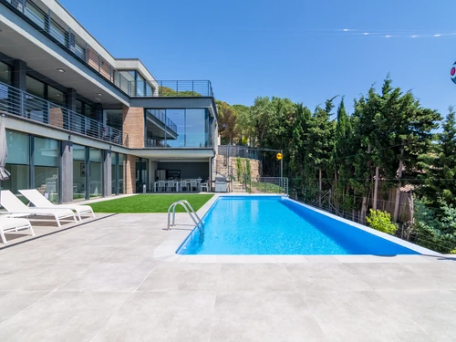 Villa Lloret de Mar, 7 pièces, 16 personnes - photo_1011875113330