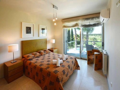 Villa Quarteira-Vilamoura, 1 pièce, 12 personnes - photo_1011875177314