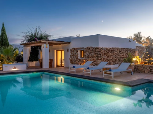 Casa San Carlos/ Sant Carles de Peralta, 6 dormitorios, 12 personas - photo_1011875177731