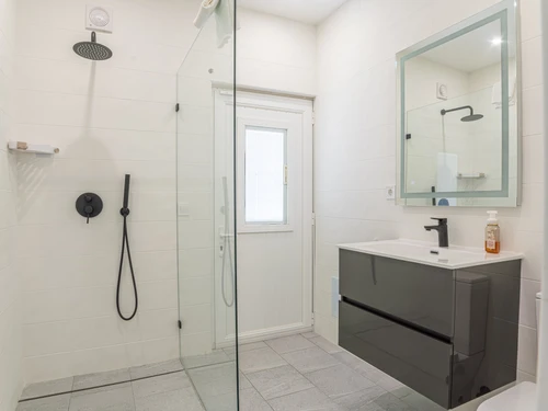 Villa Setúbal, studio flat, 12 persons - photo_1011875186479