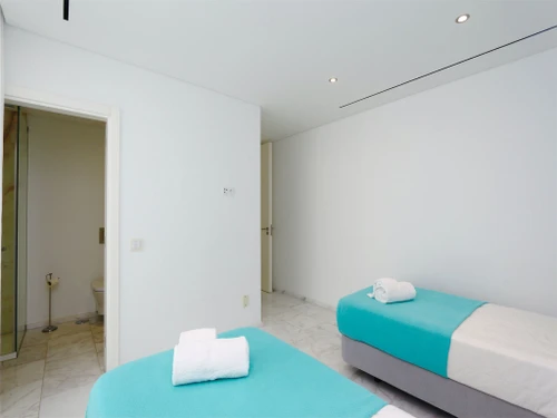 Villa Quarteira-Vilamoura, 6 pièces, 10 personnes - photo_1011875189875