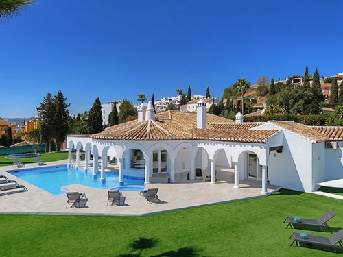 Villa Mijas Costa, 6 Schlafzimmer, 13 Personen - photo_1011875191858
