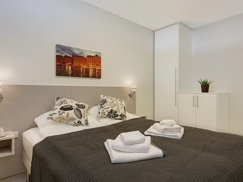 Villa Mijas Costa, 6 Schlafzimmer, 13 Personen - photo_1011875191858