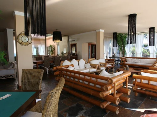 Villa Albufeira, 6 Schlafzimmer, 16 Personen - photo_1011875201689