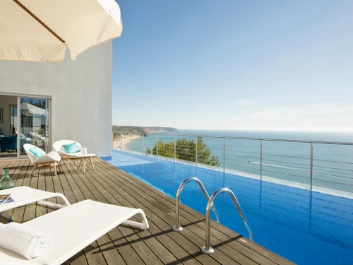 Villa Praia da Salema, 6 Schlafzimmer, 12 Personen - photo_1011875214113