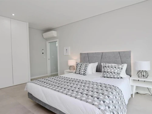 Villa Quarteira-Vilamoura, 6 Schlafzimmer, 14 Personen - photo_1011875221397