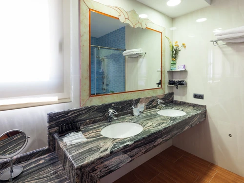 Villa Sant Josep de Sa Talaia / San Jose, 6 Schlafzimmer, 12 Personen - photo_1011875229618