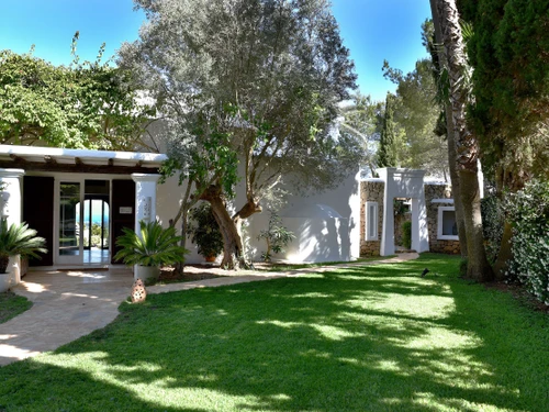 Villa Santa Eulalia del Río, 6 bedrooms, 12 persons - photo_1011875231604