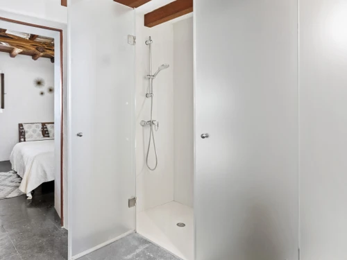 Villa Santa Eulalia del Río, 9 bedrooms, 18 persons - photo_1011875236145