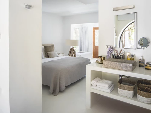 Villa Sant Josep de Sa Talaia / San Jose, 6 bedrooms, 12 persons - photo_1011875240797