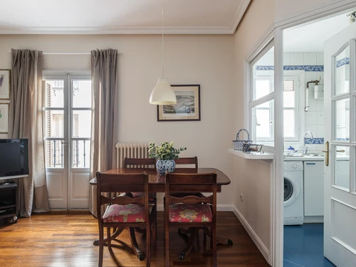 Apartment Madrid, 1 bedroom, 2 persons - photo_1011877439408