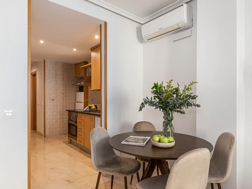 Apartment Madrid, 1 bedroom, 4 persons - photo_1011877462366