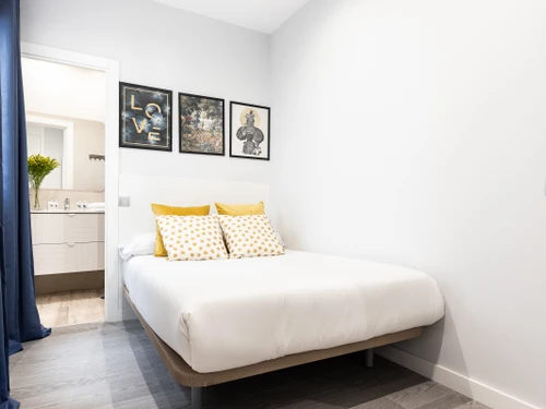 Apartment Madrid, 3 bedrooms, 6 persons - photo_1011877476841