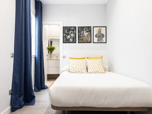 Apartment Madrid, 3 bedrooms, 6 persons - photo_1011877476841