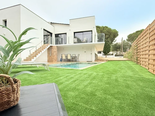 Villa Roses, 3 dormitorios, 6 personas - photo_1011776735177