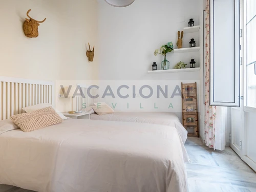 Apartment Seville, 2 bedrooms, 4 persons - photo_1011830381420
